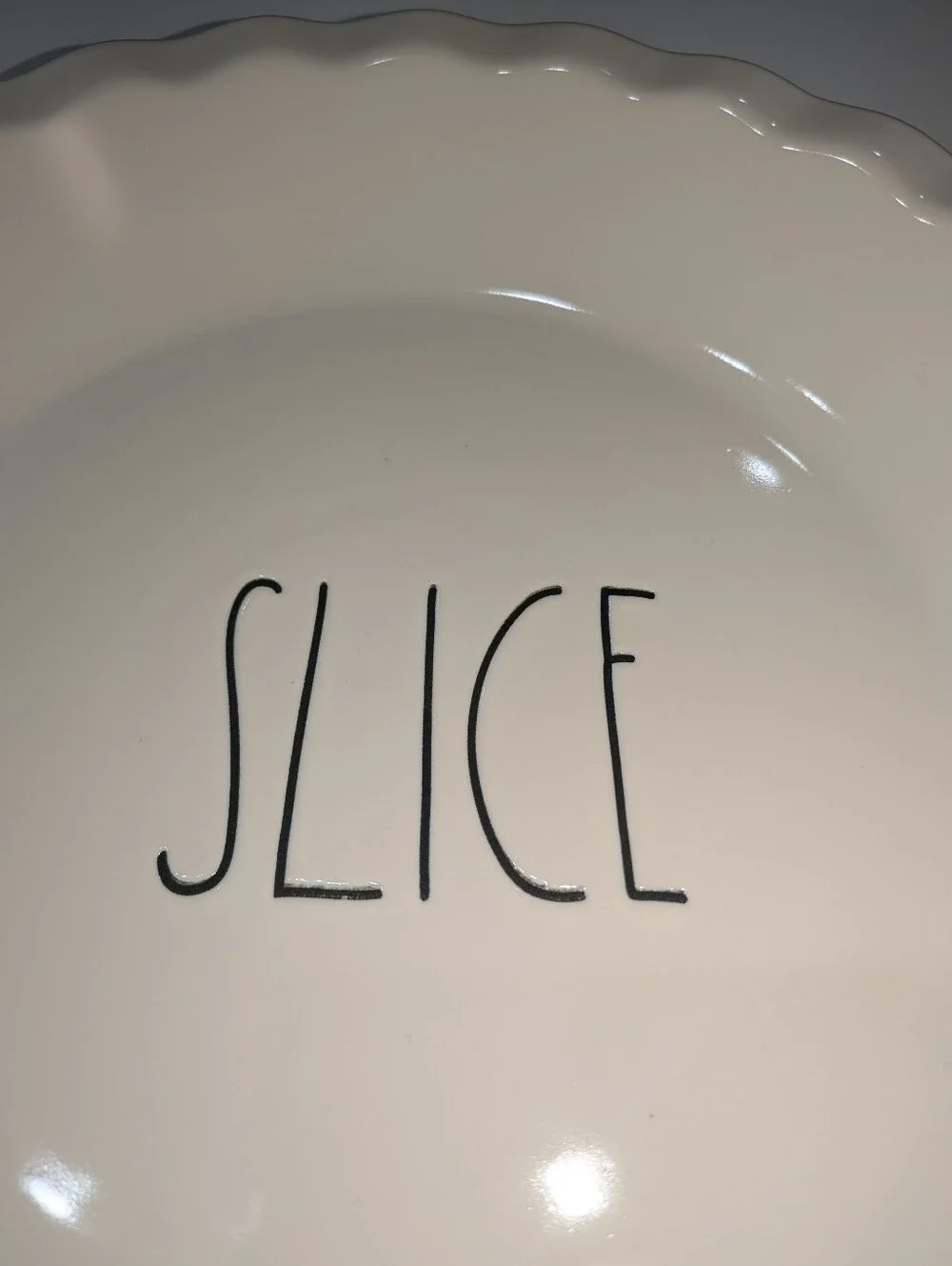 Rae Dunn SLICE 10.5